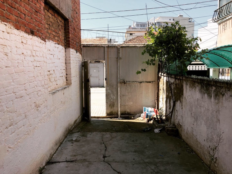 SHITET APARTAMENT 3+1 PRANE SHKOLLES EFTALI KOCI,DURRES! thumbnail 5