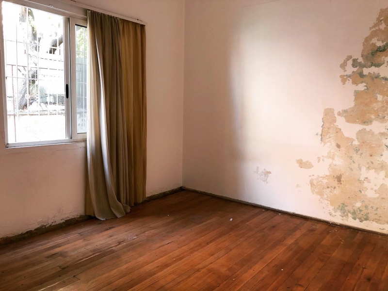 SHITET APARTAMENT 3+1 PRANE SHKOLLES EFTALI KOCI,DURRES! thumbnail 3
