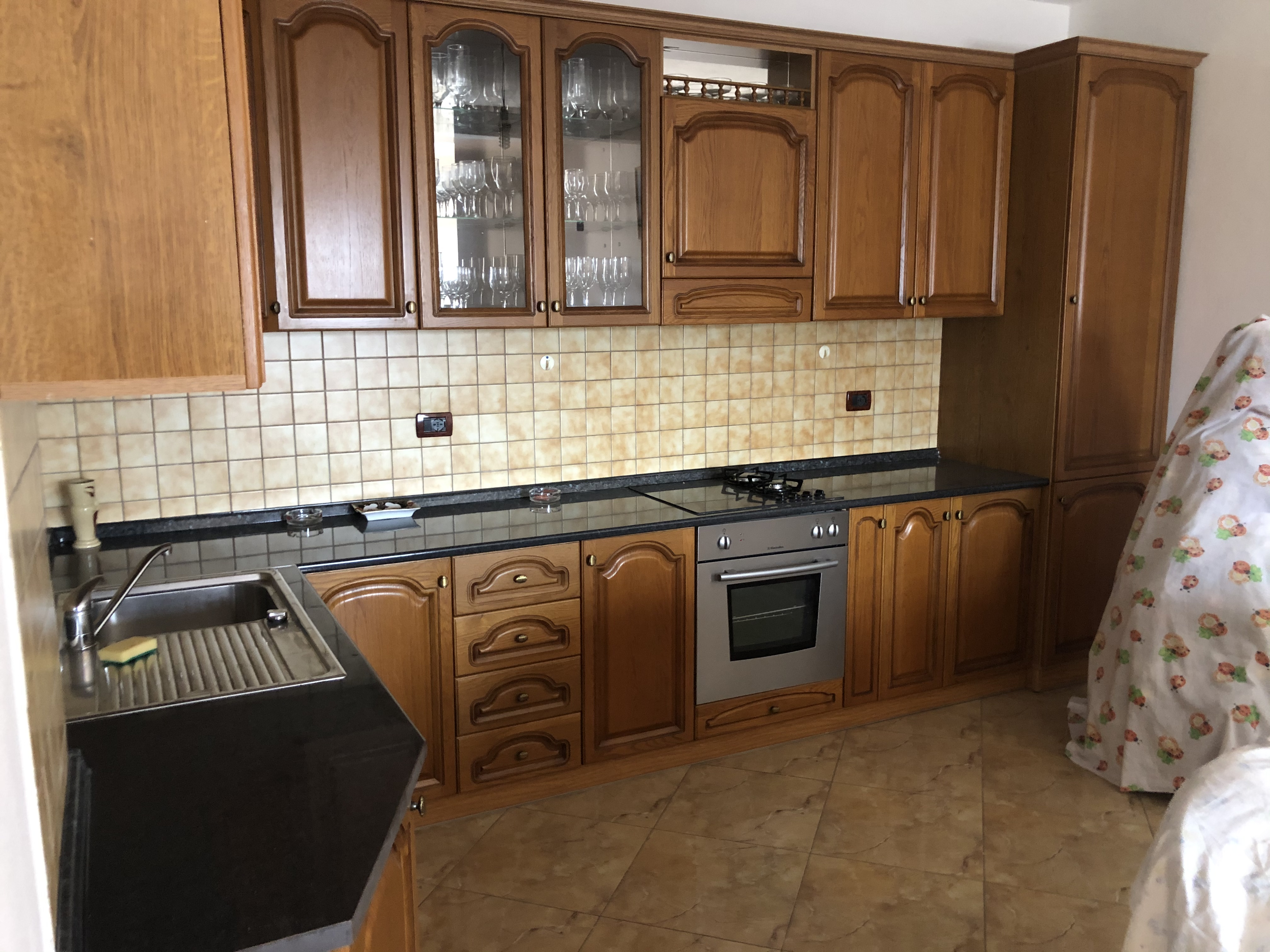 Houses for sale 3-storey near kuq kryq, durres!