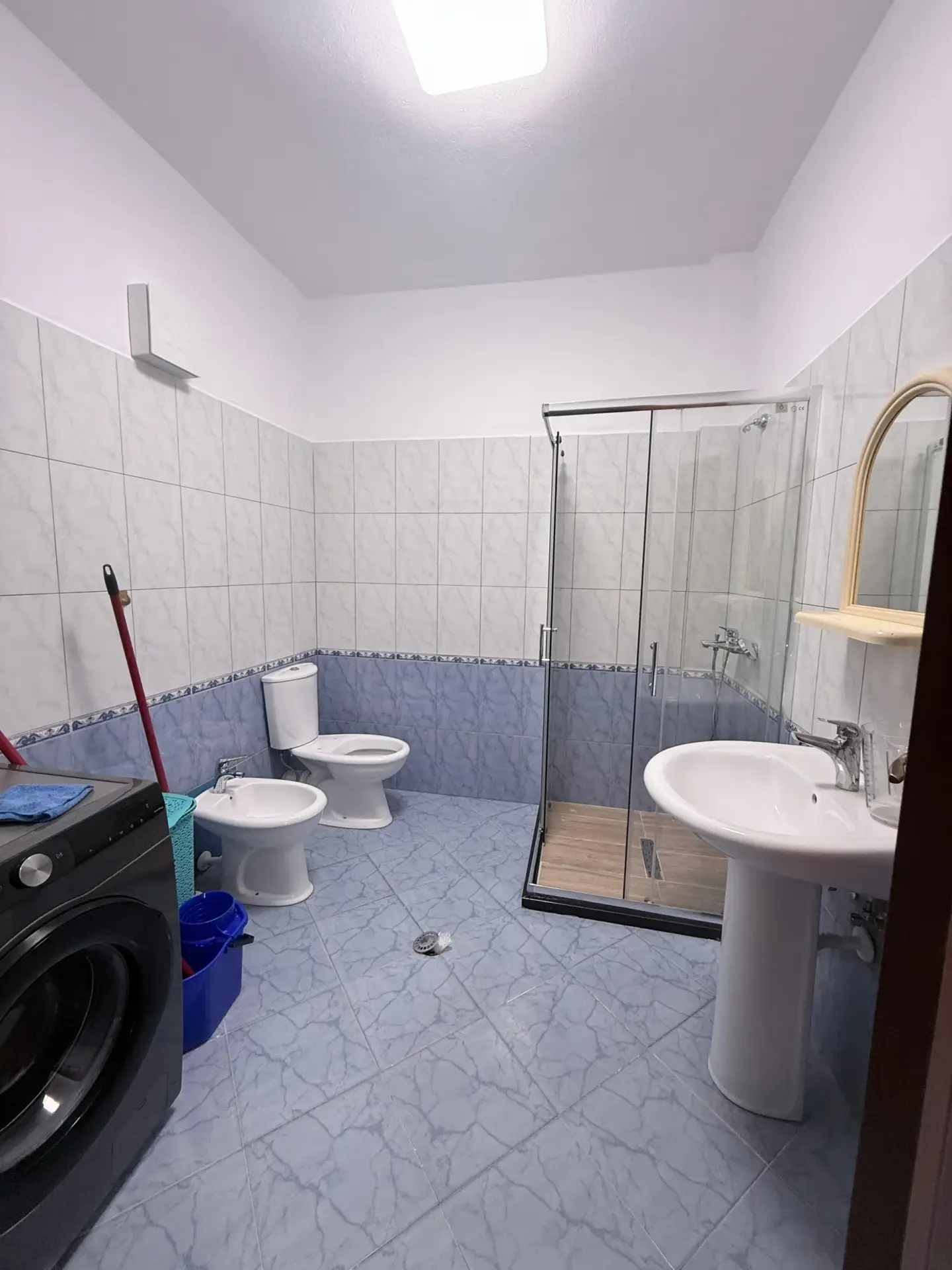 0277fa96-18ce-4eb4-842f-34acfc7cbfb9-scaled_converted