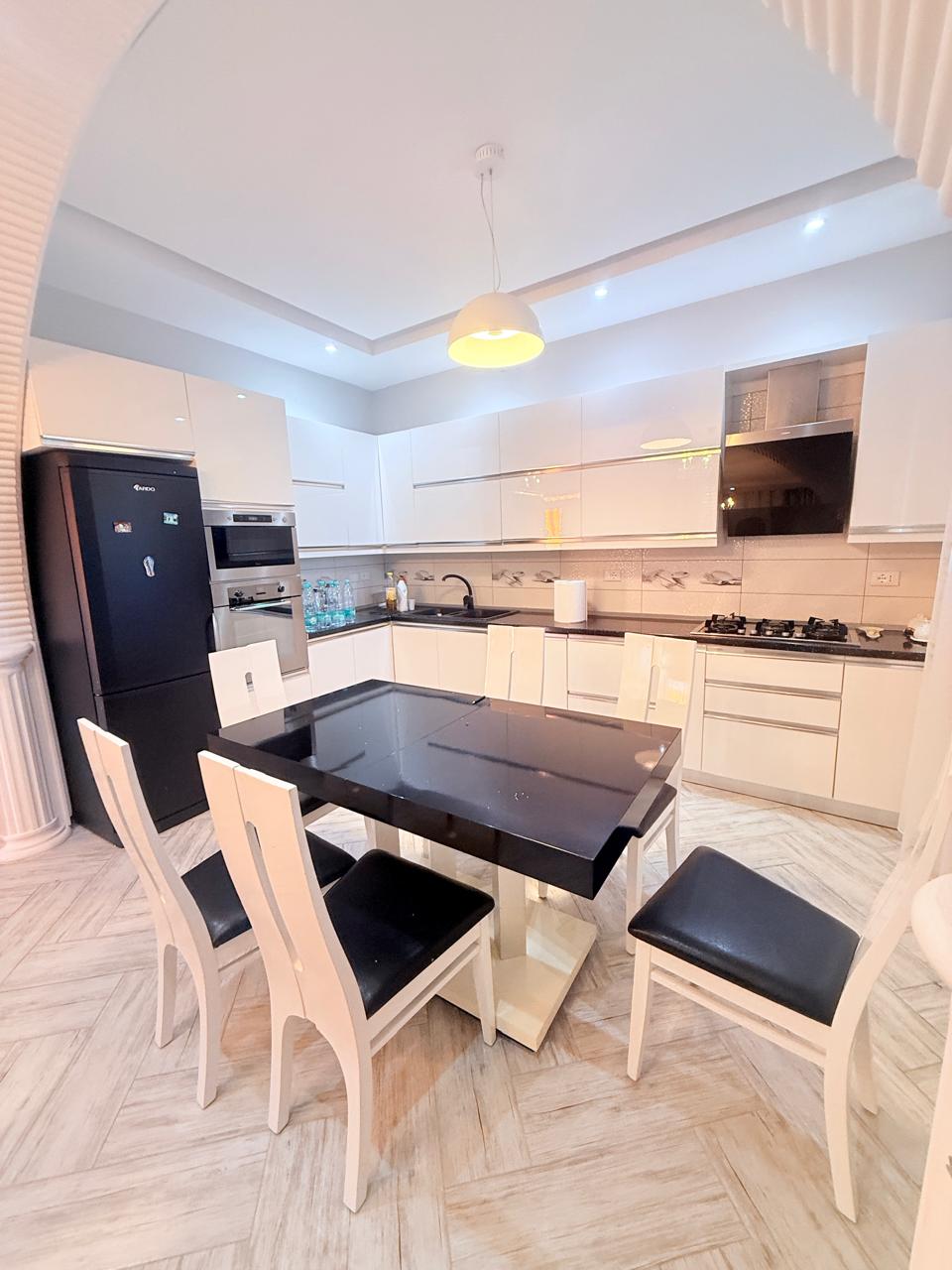 ec4db351-401a-46f1-b6a5-890851ec8c89