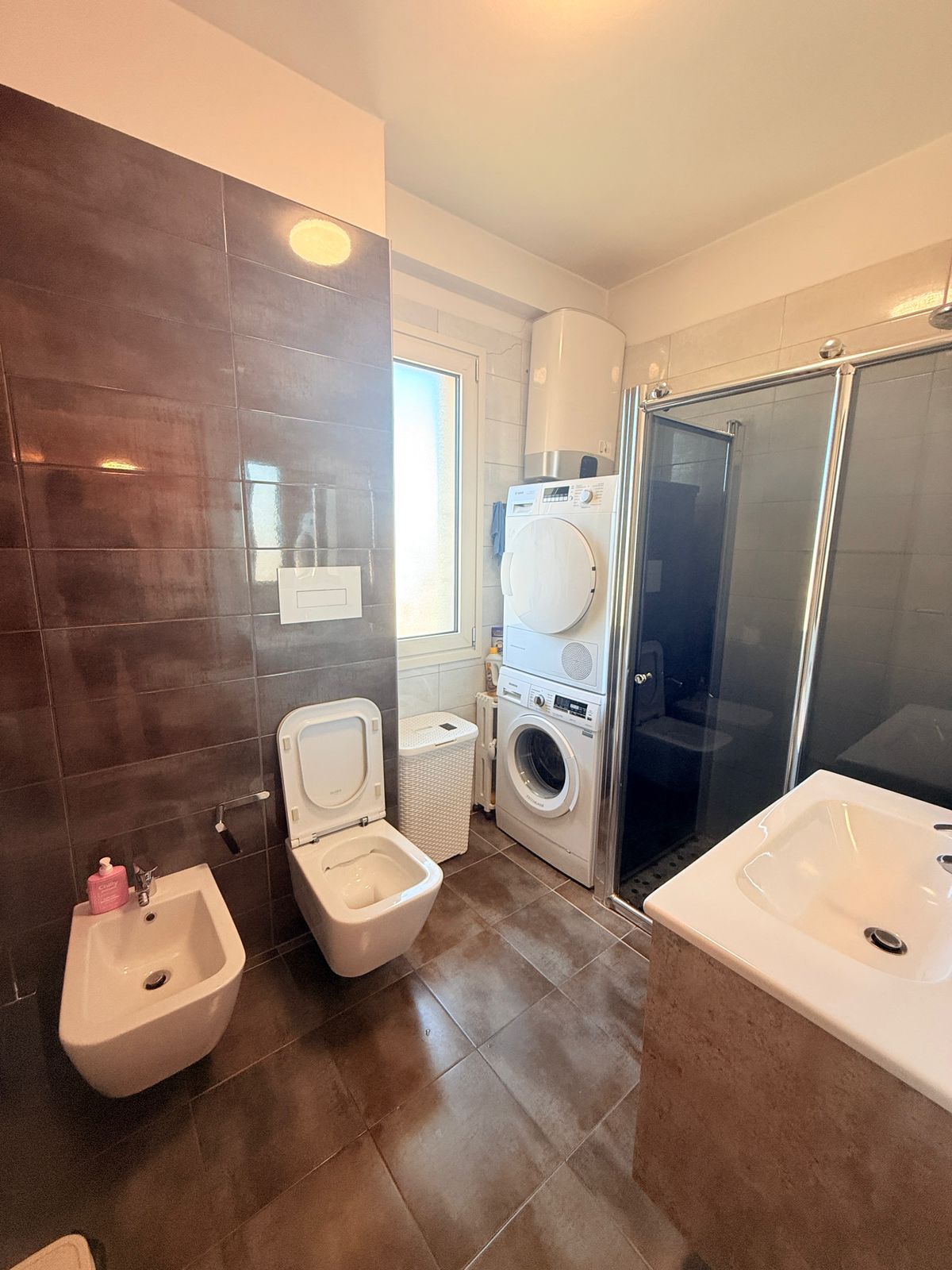 1dd21feb-4d83-4f02-b7f3-502f8618313f