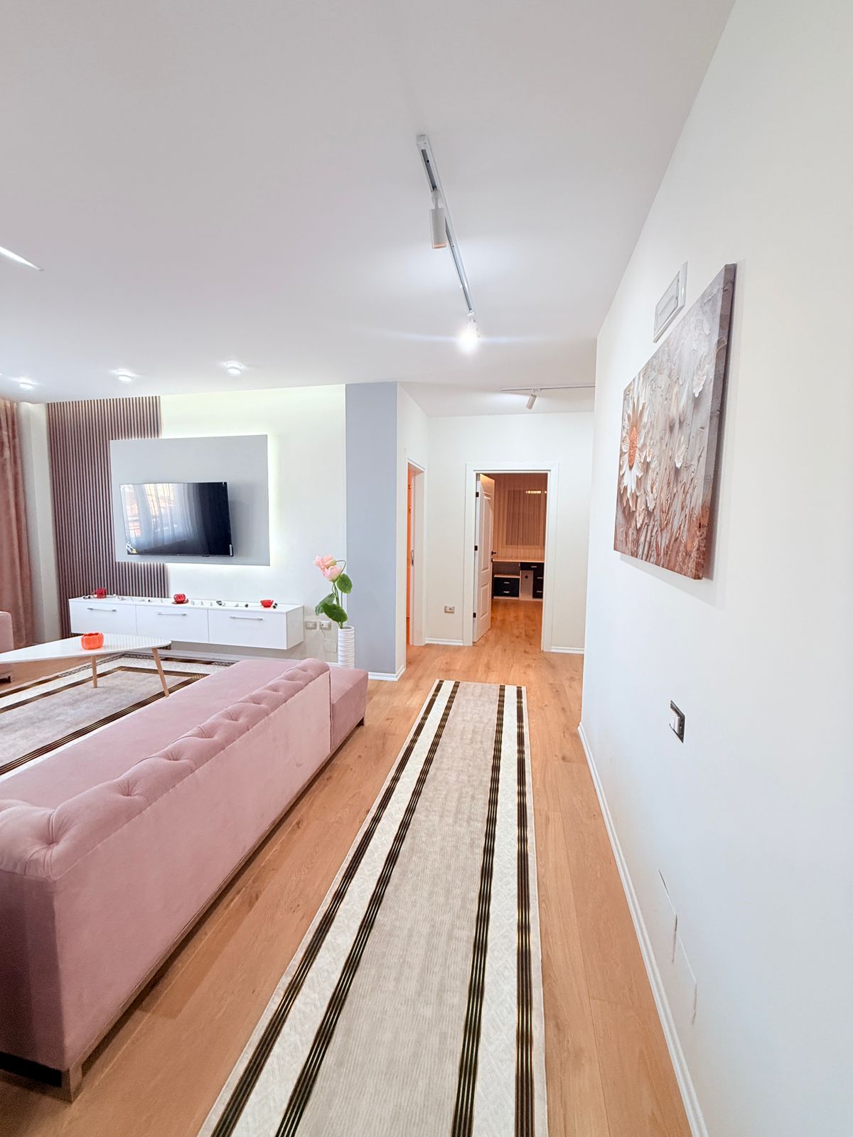 247ef70e-7c6f-466d-9e80-0edf0bab0d60