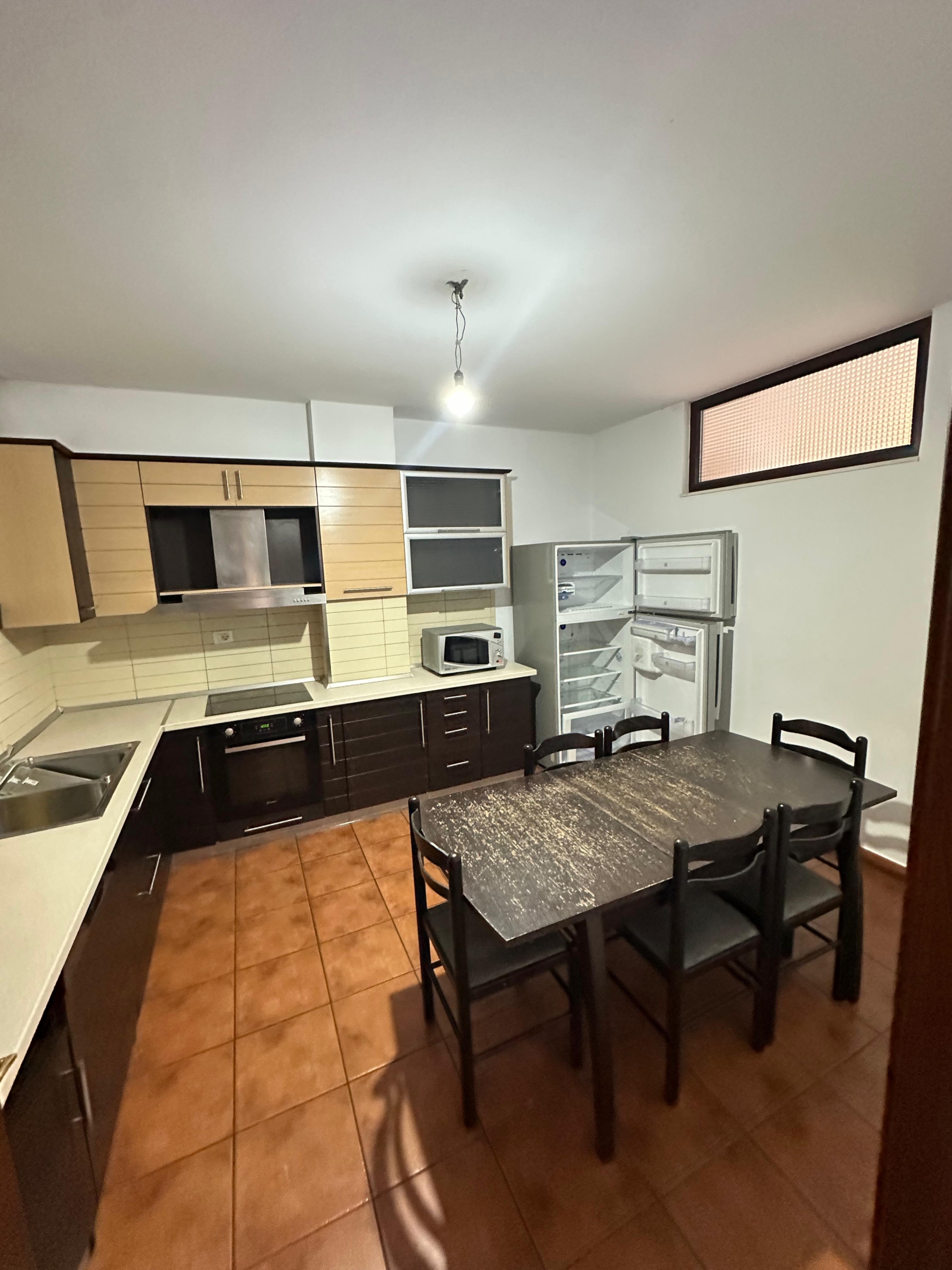 6439e1fb-0a67-425f-80ea-a998bbe0d0ff