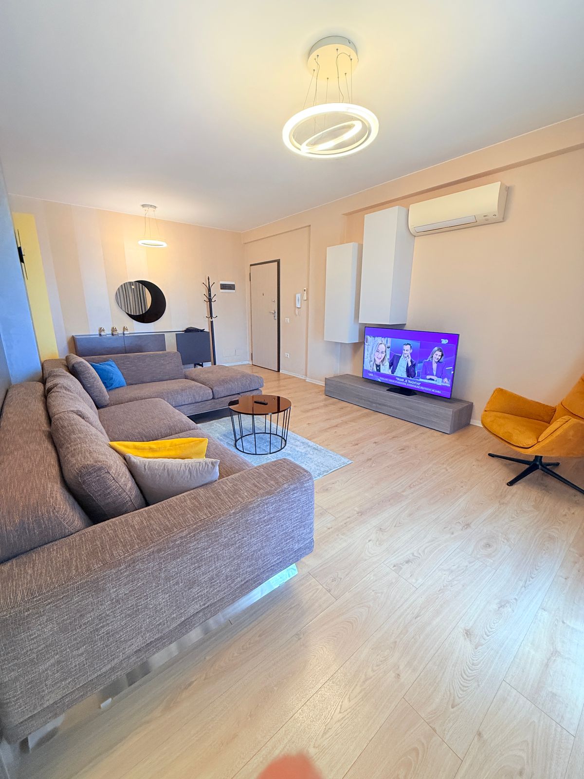 6f5372d5-4439-428b-ad7f-3139dbdaf495