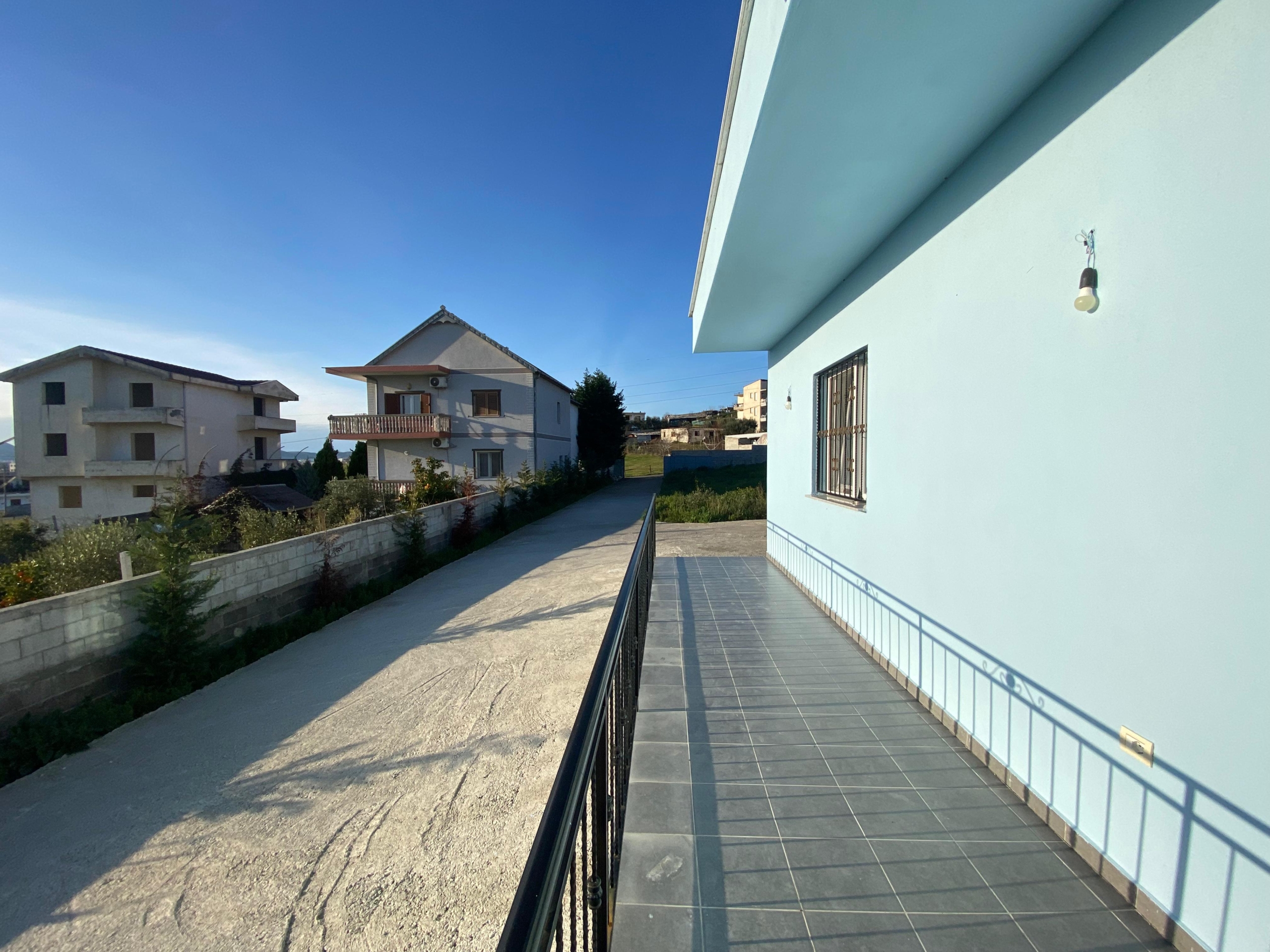 ad33d63d-4e7a-4781-bab5-500931b5b1fa