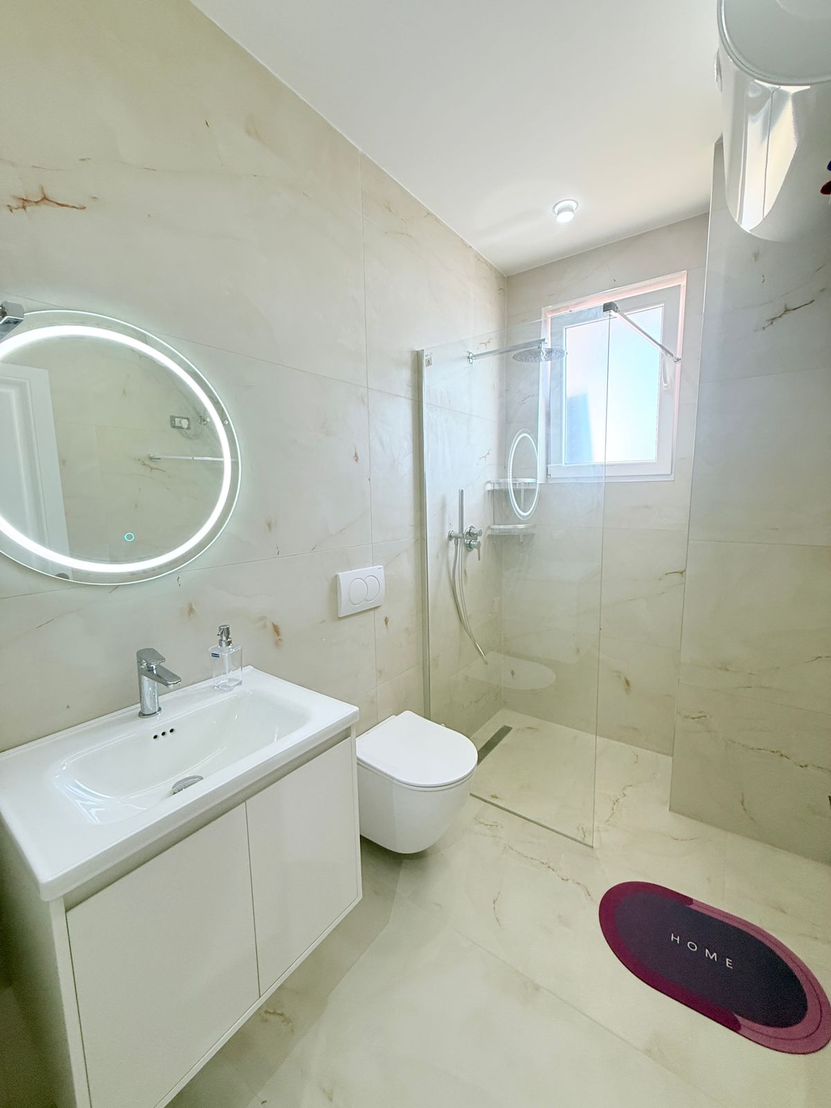 bdb3471b-6de3-4659-a366-4c2cb079c200