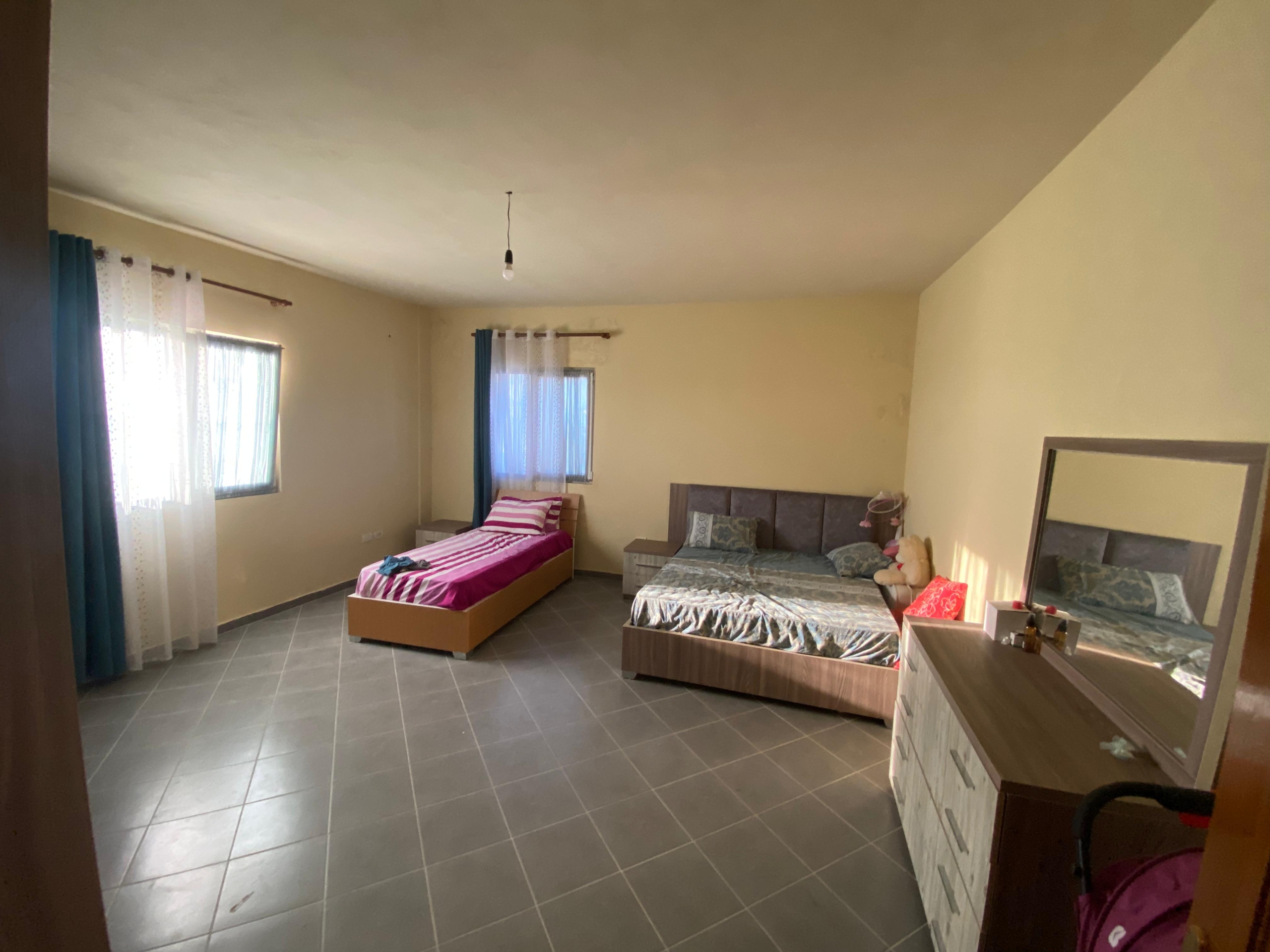 e4c84a64-4721-4e40-a6e6-4af9a6823a94