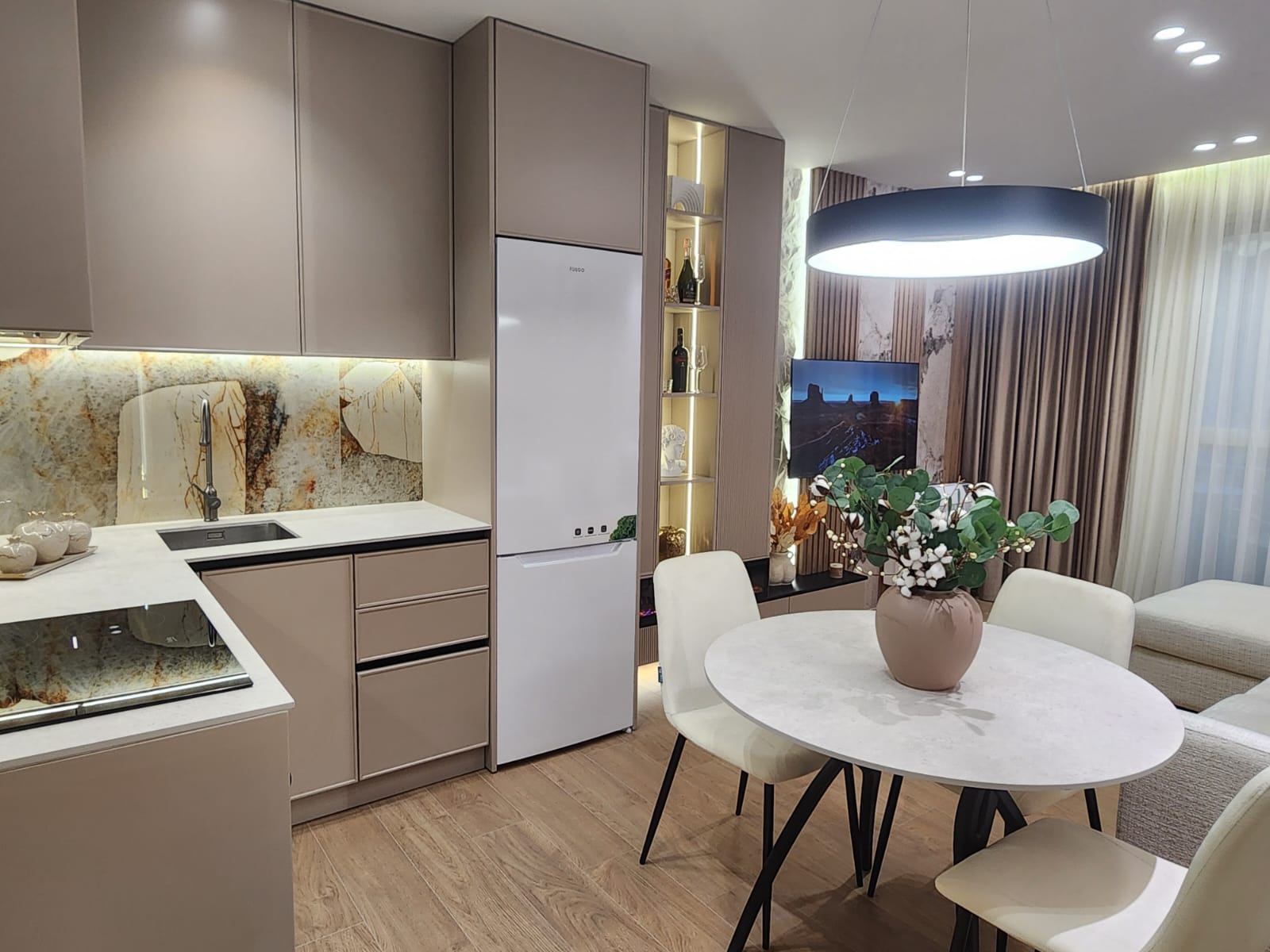 bd1f4445-cc00-4199-a09c-306cd8261827