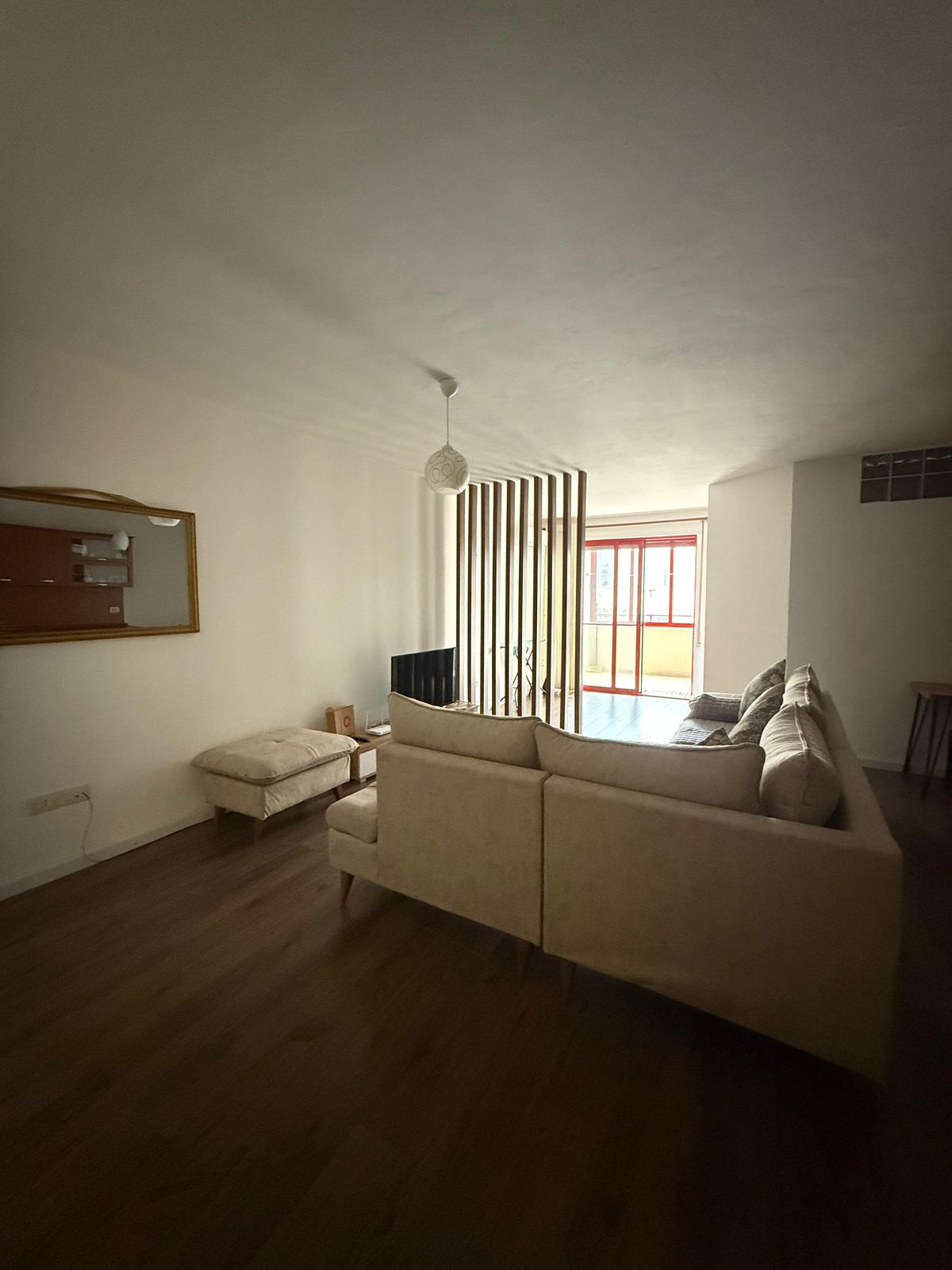 e8285318-0a14-44e1-8556-3eb2d9793fda