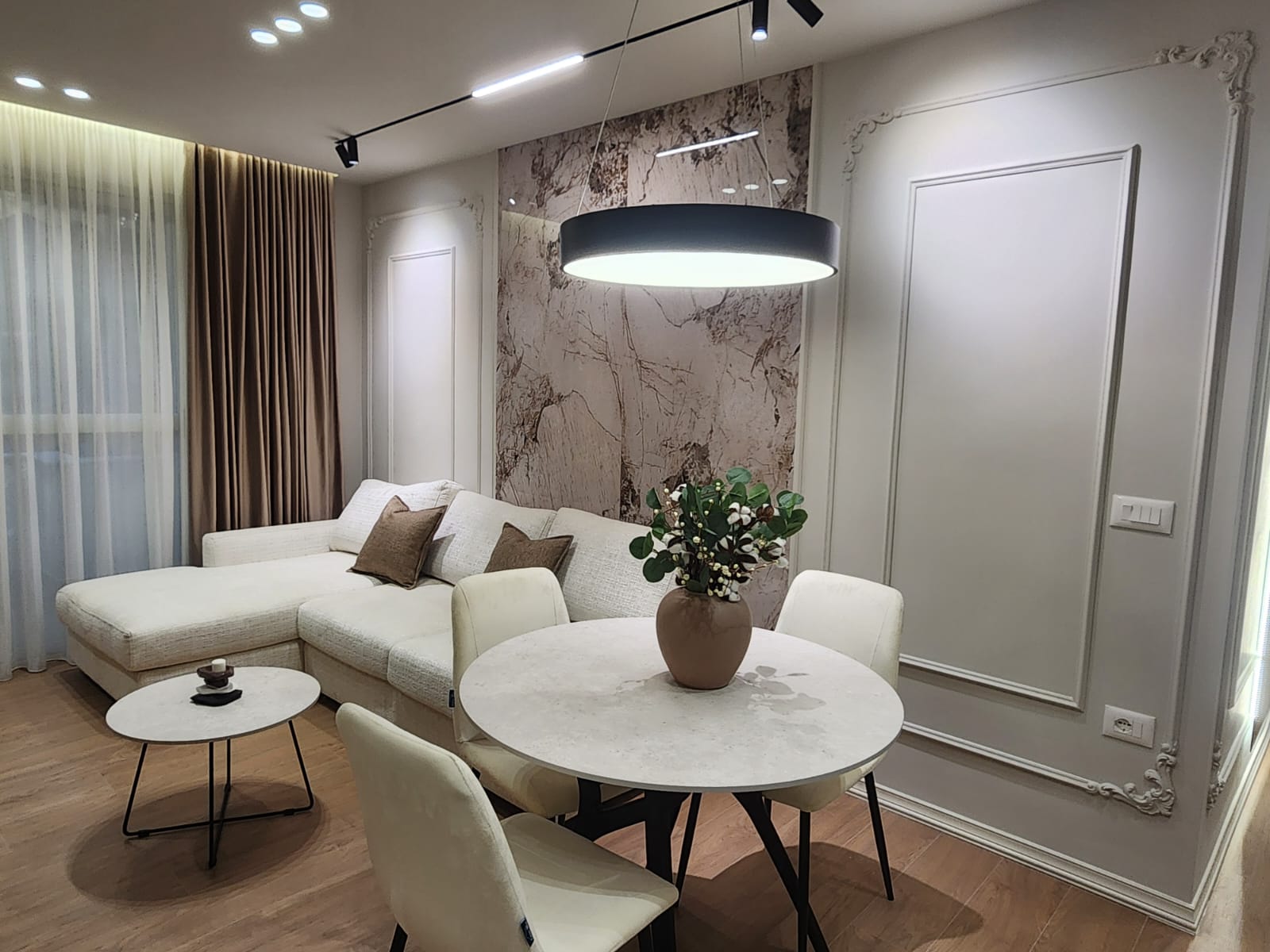 ea54003d-fb52-4a2d-b138-914559d3505d