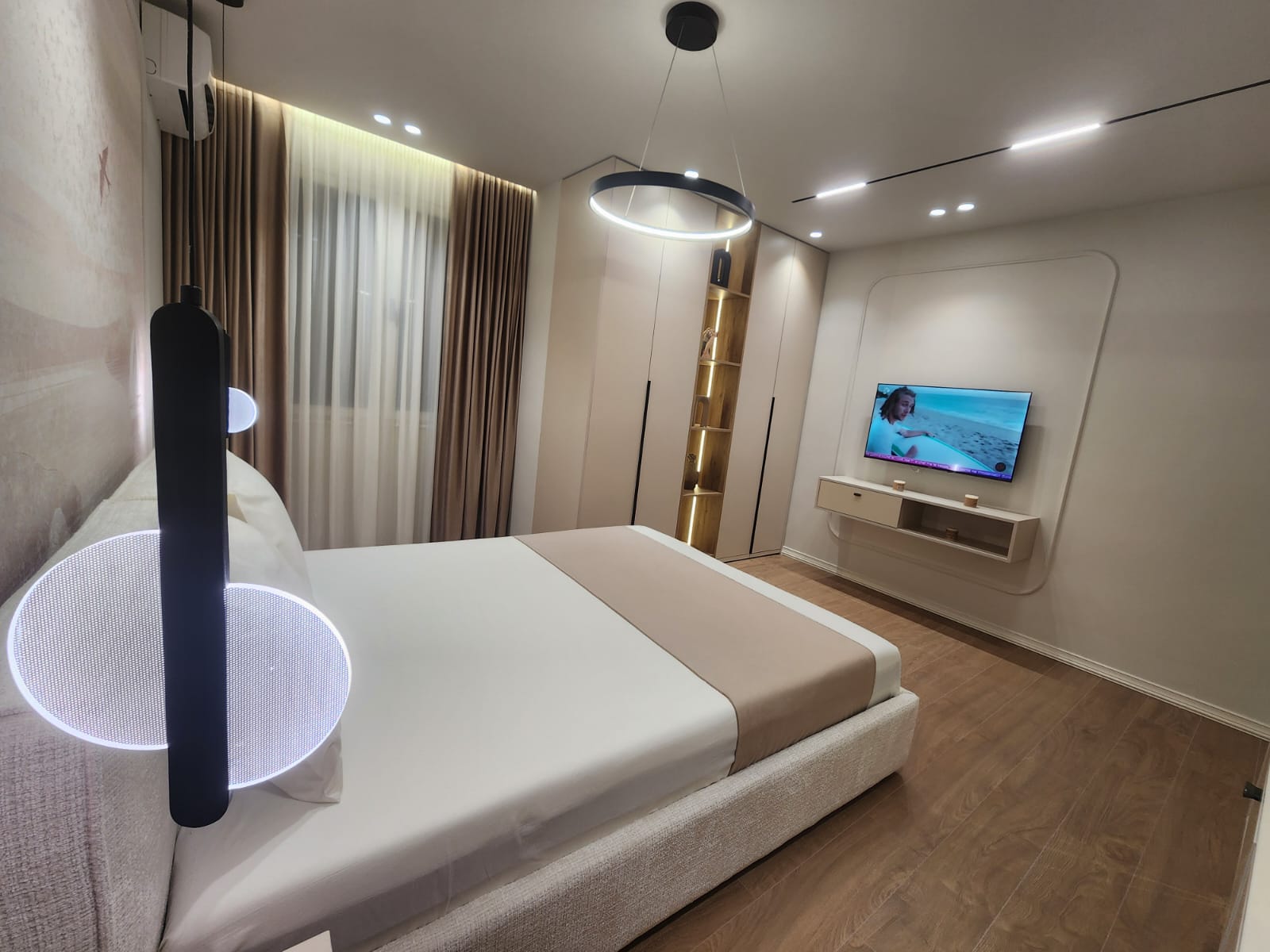 ec783656-4088-4169-a419-305f4604ee28