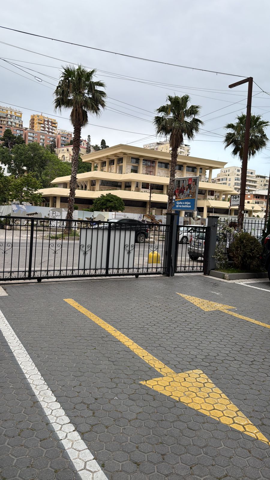 fe54b289-0c06-4e1c-9957-136473b6a7fb