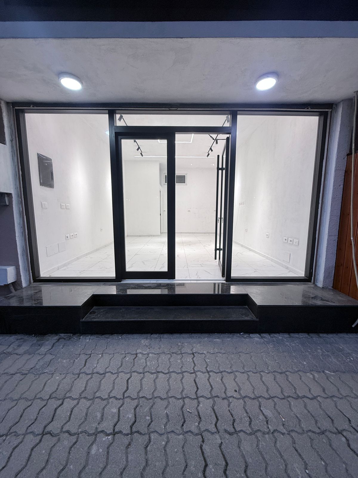 8c56b69e-ebe1-4ad5-bcf4-18d081da3fce