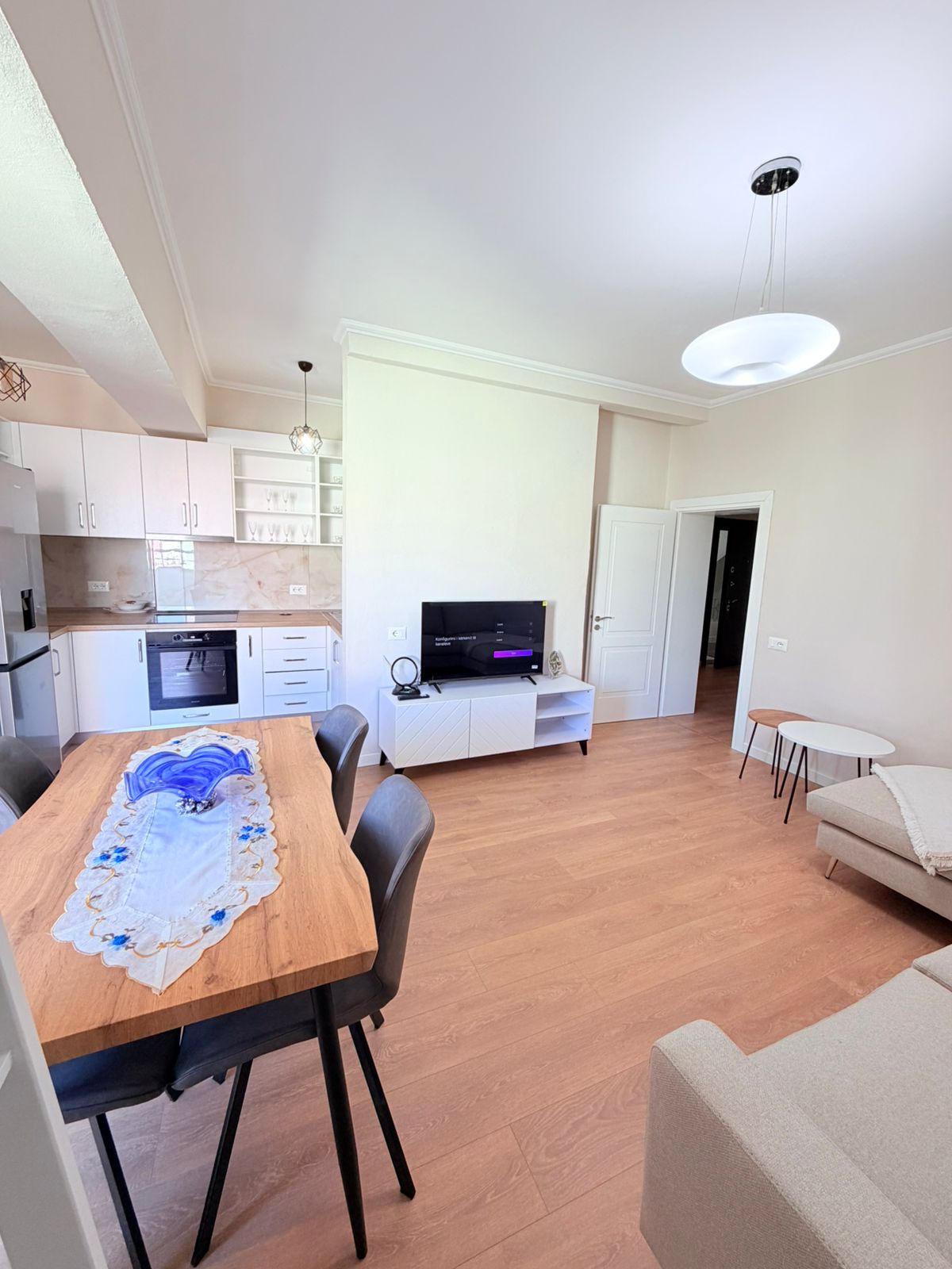 ee911f30-27ed-4941-b19f-3c072cd5de93