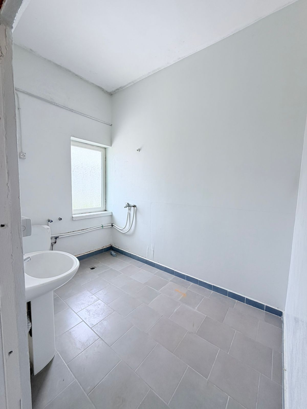 eb8079d5-5243-4dc3-940d-8525affb5c5f