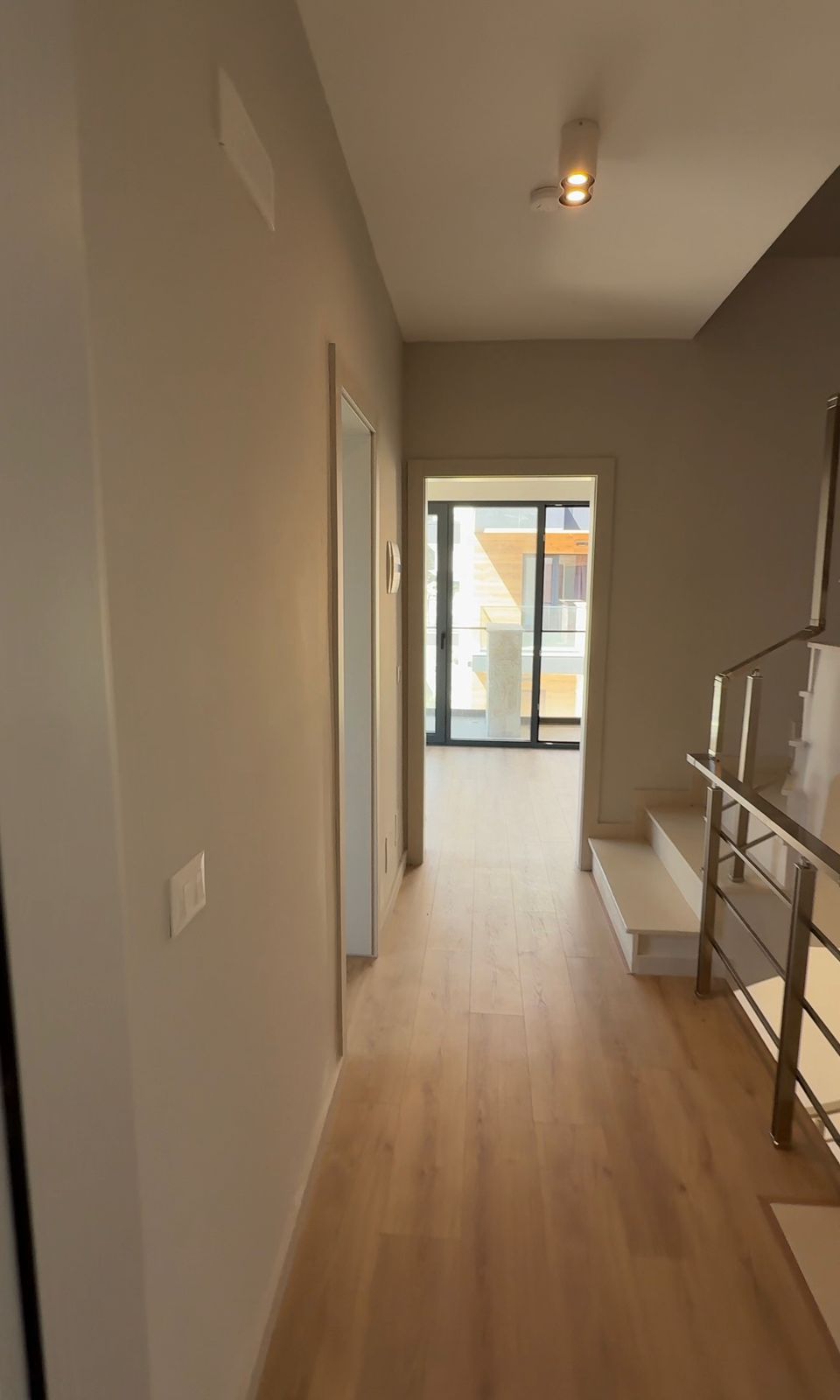 f017e7a1-c08d-41c5-a062-d960473ca056