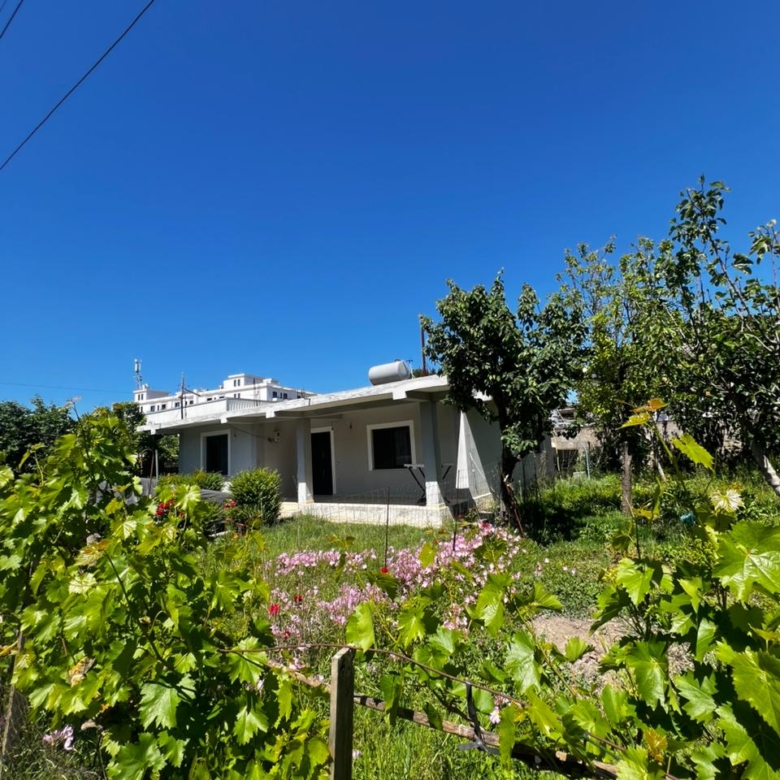 SHITET SHTEPI PRIVATE PRANE HOTEL DELTA, AUTOSTRADA DURRES-TIRANE