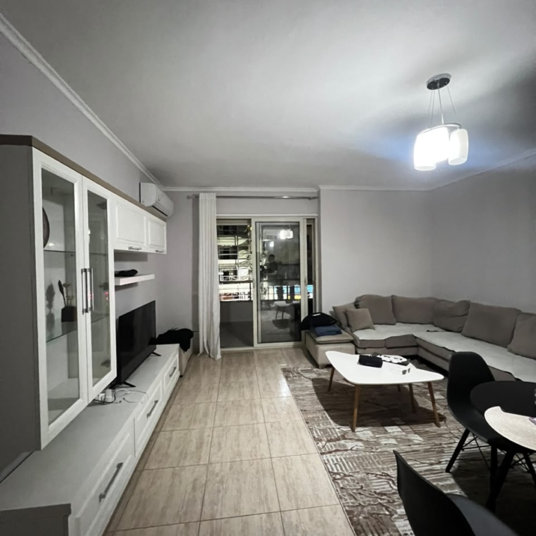 SHITET APARTAMENT 1+1 PRANE HOTEL PALACE, PLAZH, DURRES
